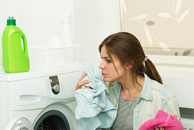 Was kann gegen schlechten Geruch in der Waschmaschine getan werden?